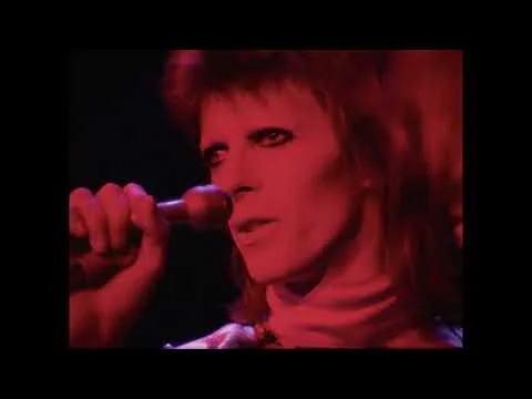 David Bowie - Moonage Daydream (Live at Hammersmith Odeon, London 1973) [4K Upgrade]